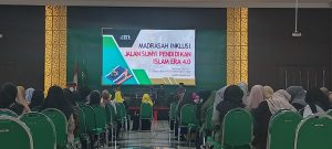 Semnas MPI UIN SATU Tulungagung, Muhammad Zaini: Kita Tanpa Sadar Adanya Peralihan 4.0 ke 5.0