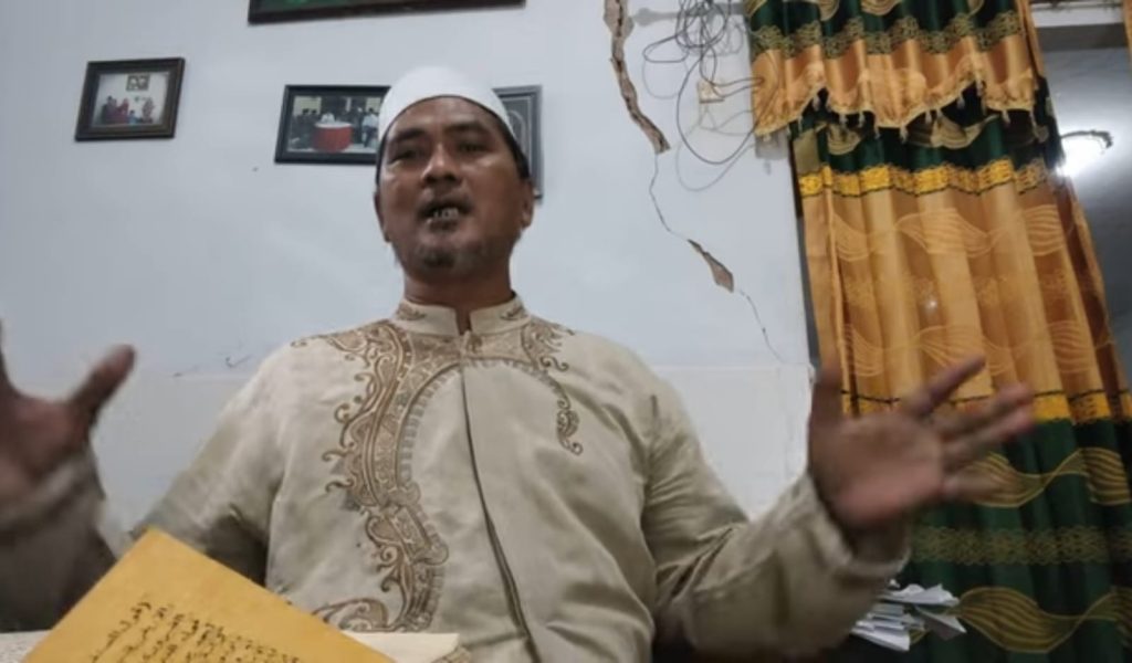 Hukum Berkurban dengan Hewan Terjangkit PMK, Simak Penjelasan KH Azizi Hasbullah Ini