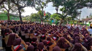 Kepala Madrasah di Tulungagung Larang Muridnya Memberikan Hadiah di Hari Guru