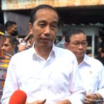 Media urup Tulungagung Kunjungan Presiden Jokowi di Pasar Kemuning: Mengetahui Harga Barang dan Antisipasi Soal Inflasi.