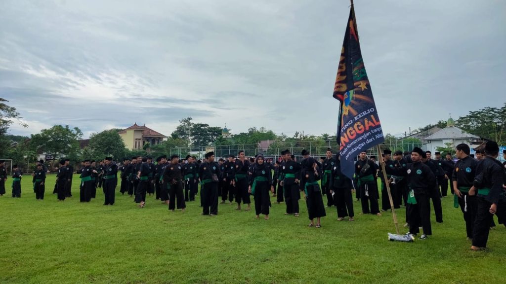 Pagar Nusa Turut Meriahkan Peringatan 1 Abad NU Trenggalek, Ada Atraksi sampai Tim Sapu Bersih