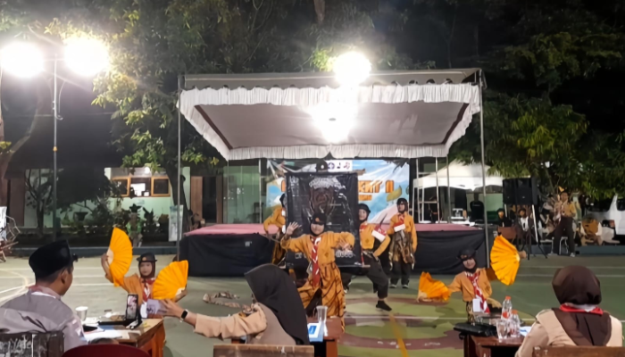MI Miftahul Huda Sabet Juara III Pentas Seni pada Ajang Lomba Pramuka Tingkat II di Kwartir Ranting Rejotangan