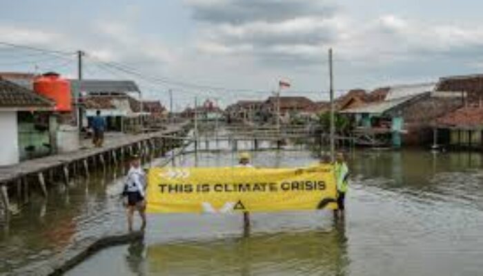 Persiapkan Dirimu! Mengubah Krisis Iklim Menjadi Arah Baru Penanggulangan Bencana