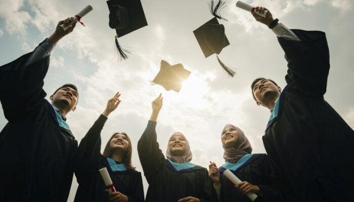 Politik Pengetahuan dalam Kebijakan Dominasi STEM