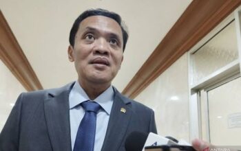 Politisi Gerindra Habiburokhman, Tegas dan Lincah Mengawal Hukum di Senayan