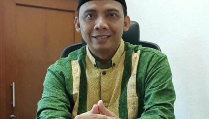 Menjaga Batas Syariat, Merawat Kemuliaan Adab