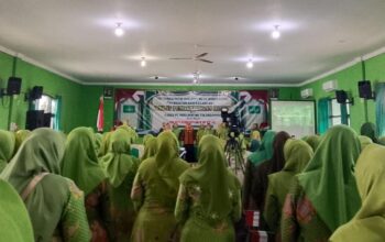 PC Muslimat NU Gelar Diklat Pendampingan Hukum Beserta Pembagian Alat Hadrah Untuk Seluruh PAC Se-Tulungagung